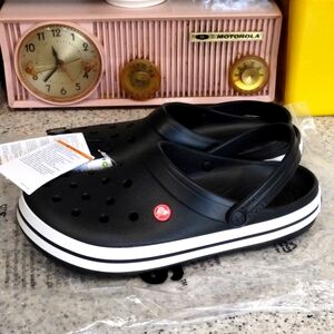 New Crocs Crocband Black and White Clog Sandals Mens Size 12 NWT